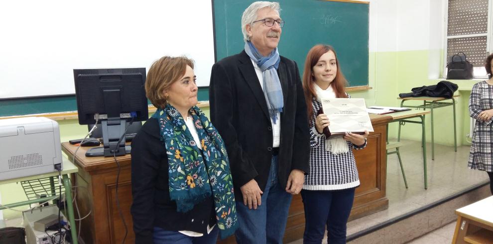 Una alumna del IES Torre de los Espejos de Utebo, ganadora de la fase autonómica del XVII Concurso Hispanoamericano de Ortografía