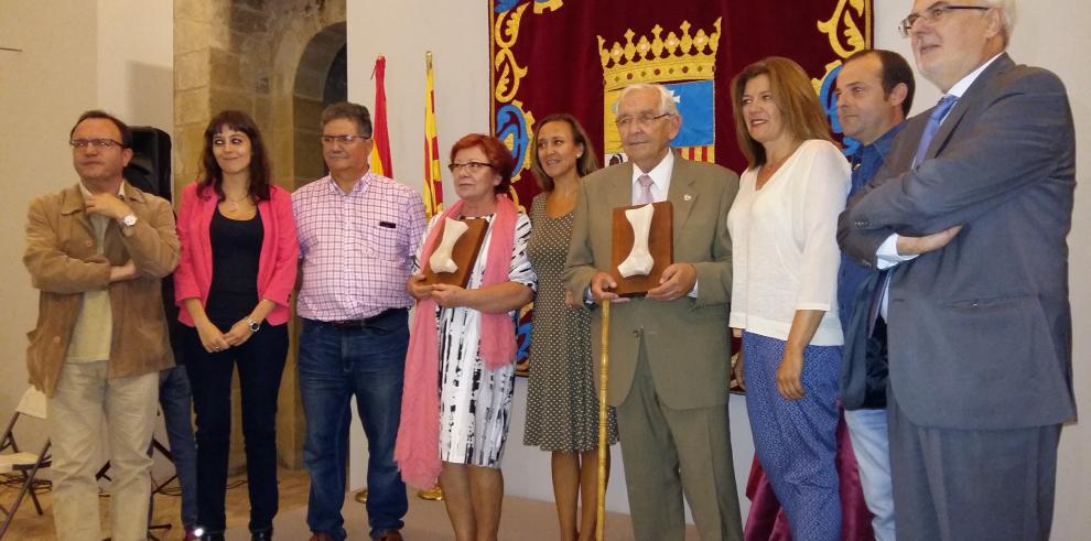 Ignacio Almudévar y María Victoria Nicolás reciben ex aequo el Premio Chuana Coscujuela 2016