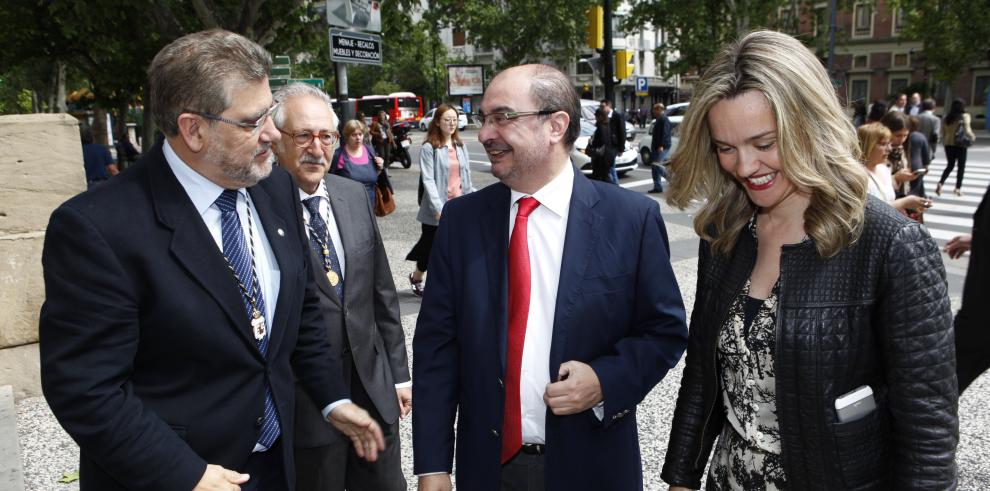 El Presidente de Aragón propone un pacto por  la ciencia que blinde presupuestos destinados a la innovación