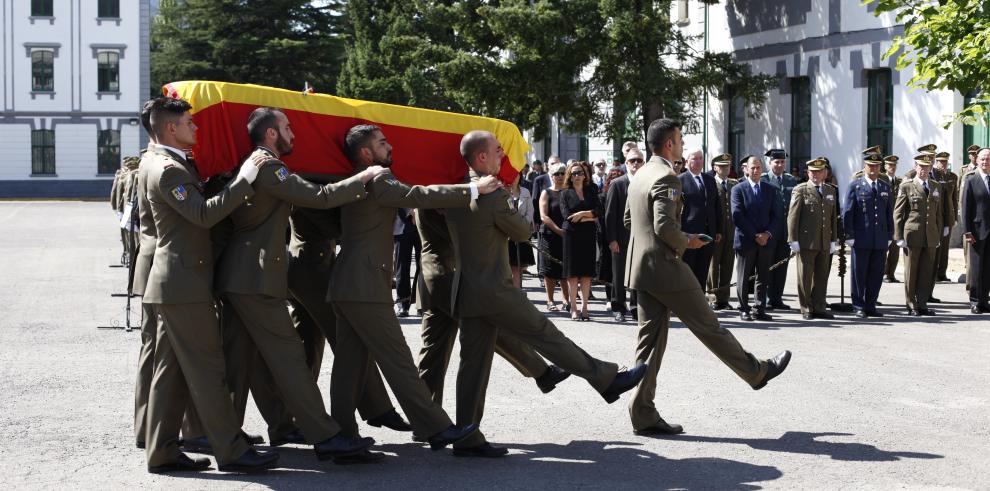 Presencia del Gobierno de Aragón en el homenaje al soldado fallecido en Canfranc