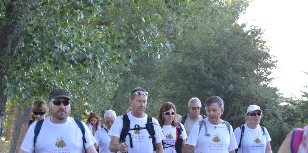 El potencial del Camino francés junto al río Aragón