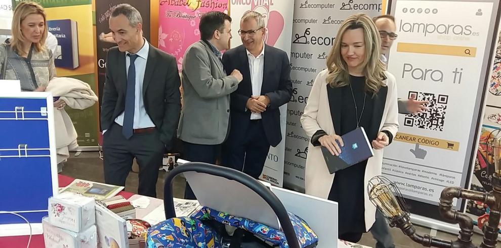 Pilar Alegría destaca la importancia de las empresas “puntocom” para Aragón