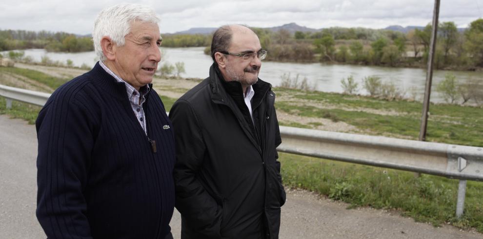 Javier Lambán asegura que defenderá los intereses de Aragón en materia hídrica 