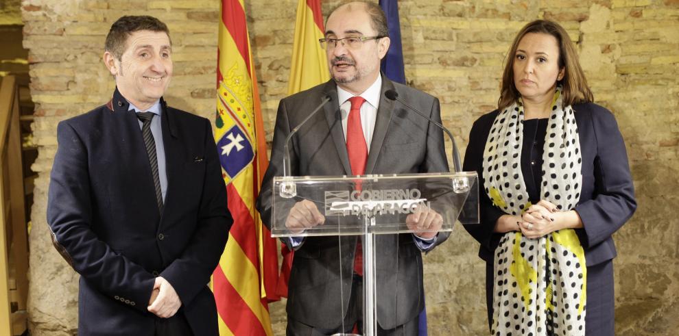 Frente común del Gobierno de Aragón y los alcaldes del Aragón oriental para exigir el regreso de los bienes