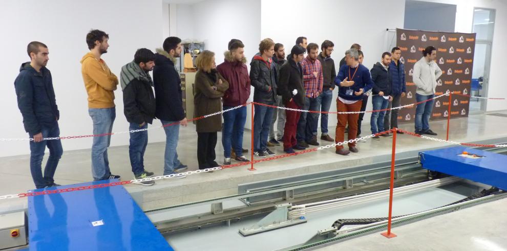 Technopark Motorland acoge la visita de futuros ingenieros