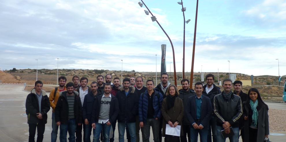 Technopark Motorland acoge la visita de futuros ingenieros