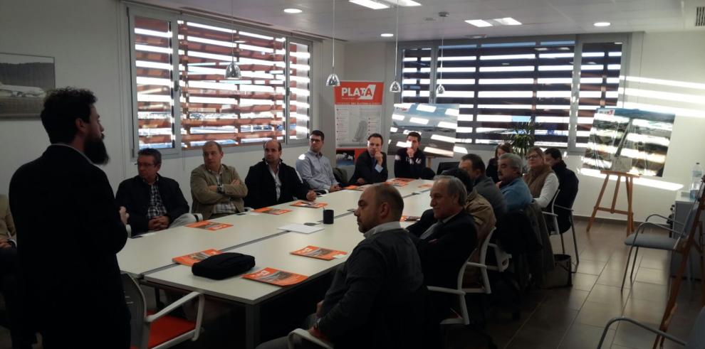 CEOE-CEPYME celebra su reunión en la sala del Aeropuerto de Teruel y visita las instalaciones