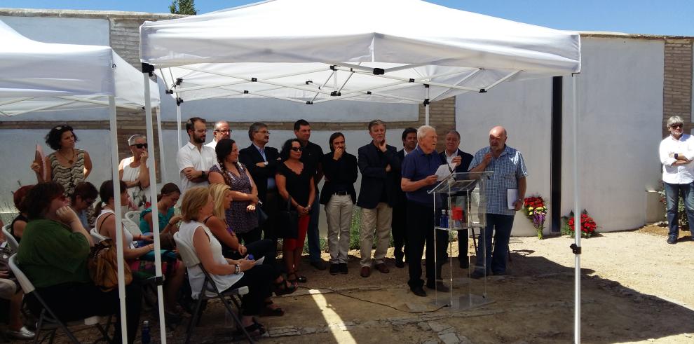 Nacho Escuín asiste en Huesca al homenaje en recuerdo de los fusilados entre 1936-1945