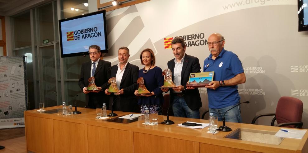 Mayte Pérez pone en valor la Quebrantahuesos como imagen de marca de Aragón