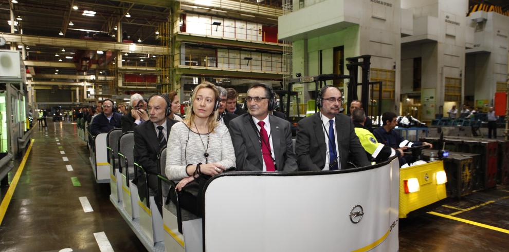  El Presidente de Aragón comparte jornada en GM/Opel España con las empresas galardonadas con el Sello de Oro Aragón Empresa 