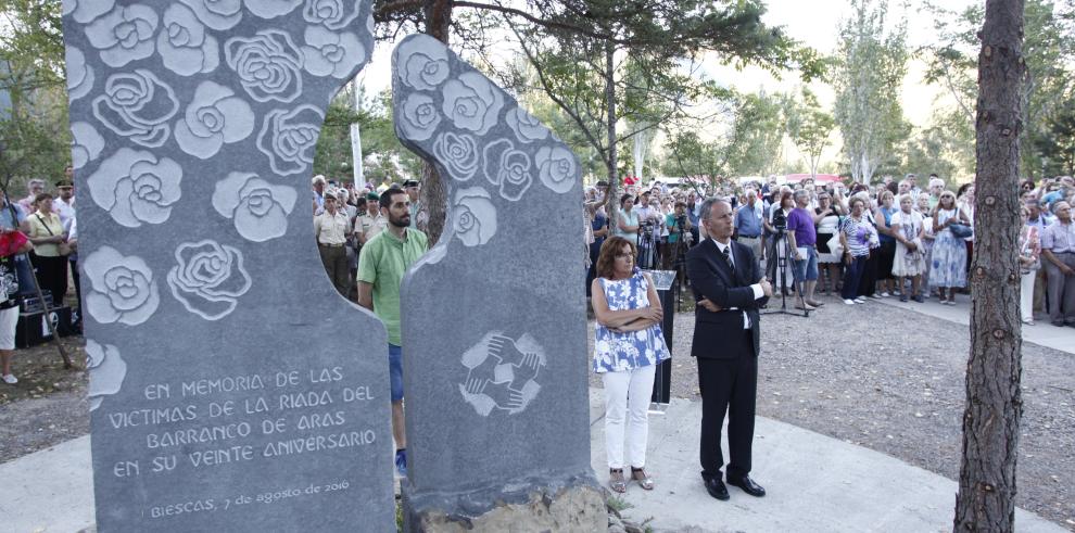 Biescas recuerda a las víctimas de la riada en el Camping Las Nieves en su 20º aniversario