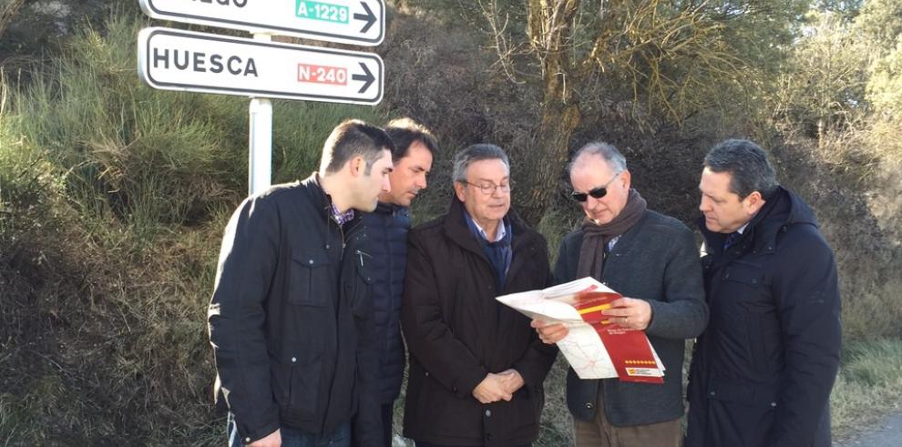 Obras Públicas va a mejorar el firme de la carretera A-1229 en la comarca del Somontano de Barbastro