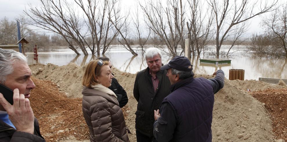 Visita de Rudi a las localidades afectadas por la riada del río Ebro