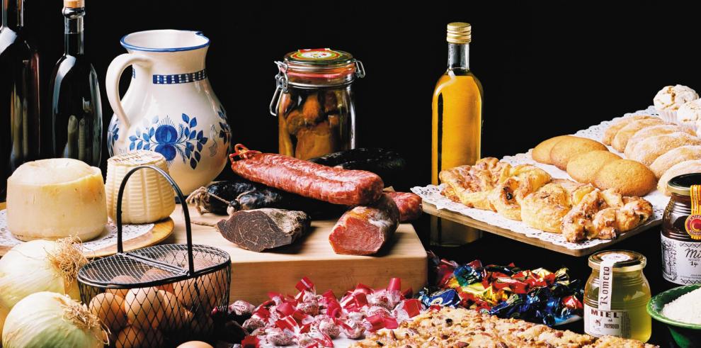 Exhibición gastronómica en Jaca para celebrar el Día de la Cooperación Europea