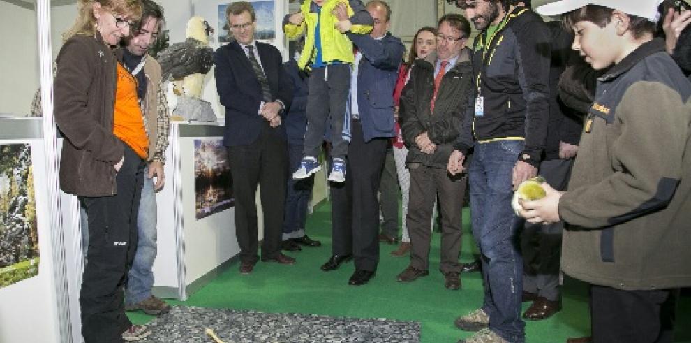 Aragón muestra al quebrantahuesos en Extremadura