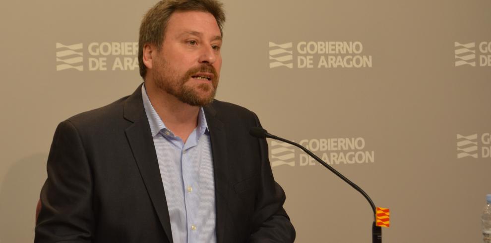 El Gobierno de Aragón y RENFE firman un acuerdo para garantizar el mantenimiento de los servicios ferroviarios a partir del 1 de enero de 2016