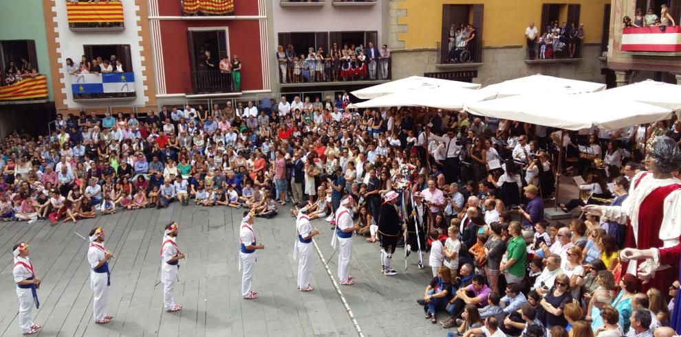 José Luis Soro asiste a las Fiestas de Graus