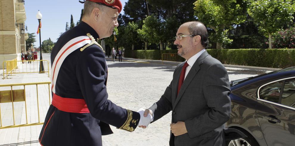 El presidente de Aragón asiste a la entrega de Reales Despachos en la Academia General Militar