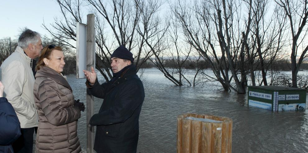 Rudi visita las zonas afectadas por la crecida del río Ebro