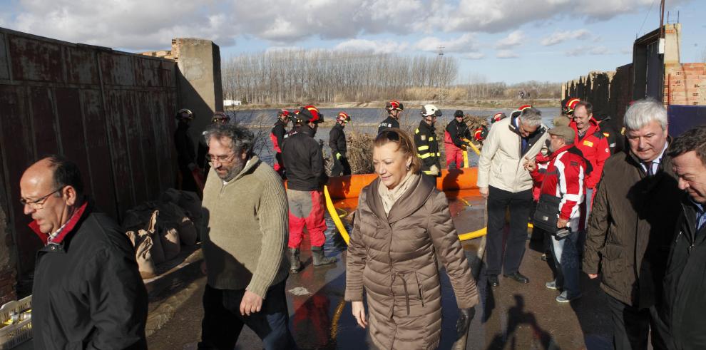 Rudi visita las zonas afectadas por la crecida del río Ebro