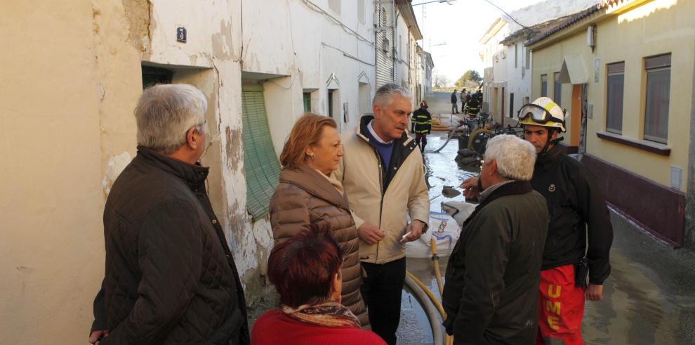 Rudi visita las zonas afectadas por la crecida del río Ebro