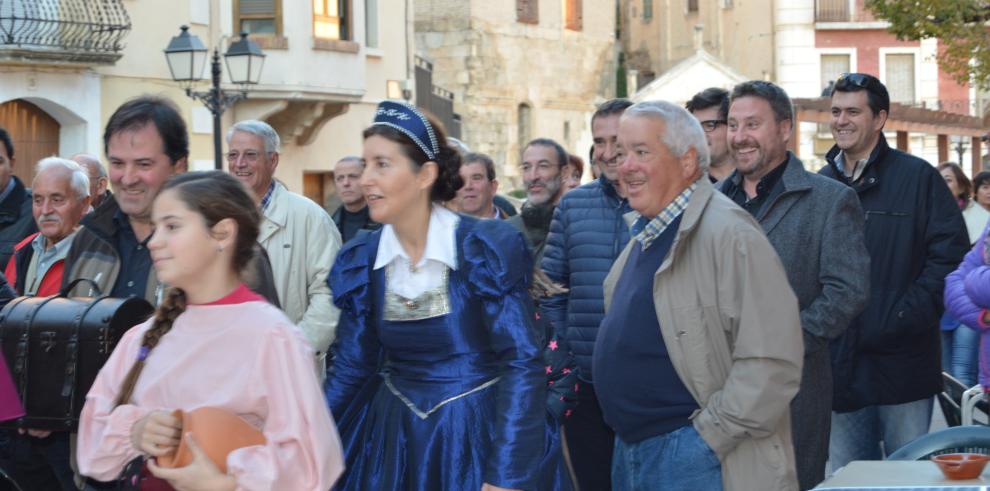 Soro destaca en Fonz el valor de las rutas teatralizadas y el recreacionismo para potenciar el patrimonio histórico