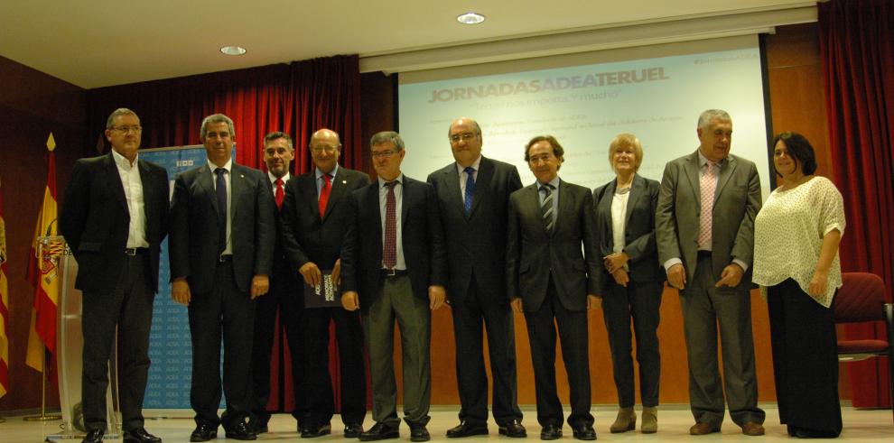 Consejero Guillén: “Recursos naturales, comunicaciones y formación, claves para el progreso de Teruel”