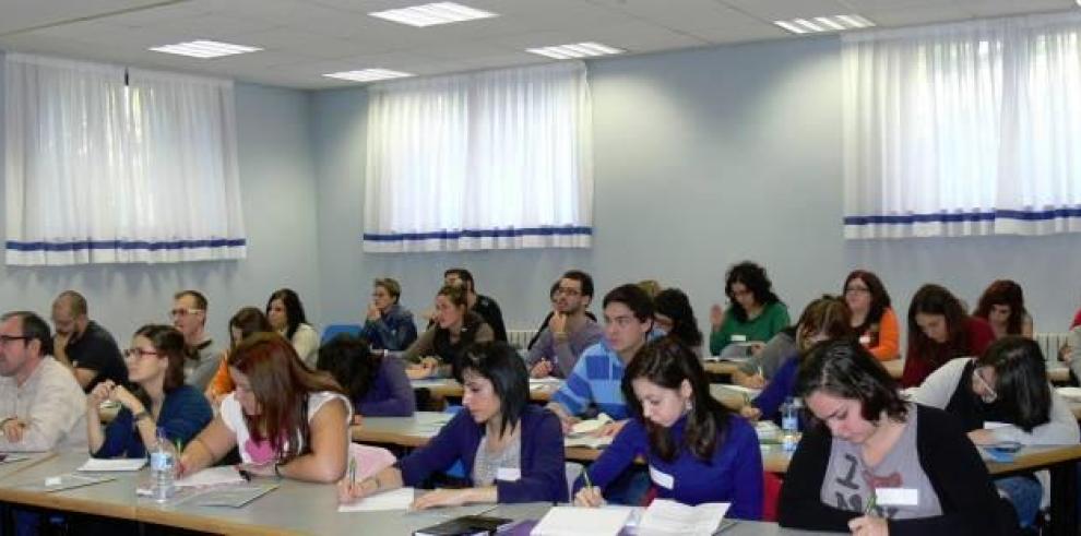 Más de 5.000 jóvenes beneficiarios del trabajo de la Escuela de Formación Permanente del IAJ