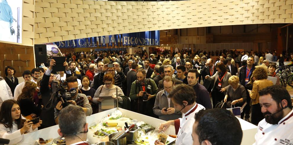 Tradición, folclore y gastronomía en la II jornada de FITUR