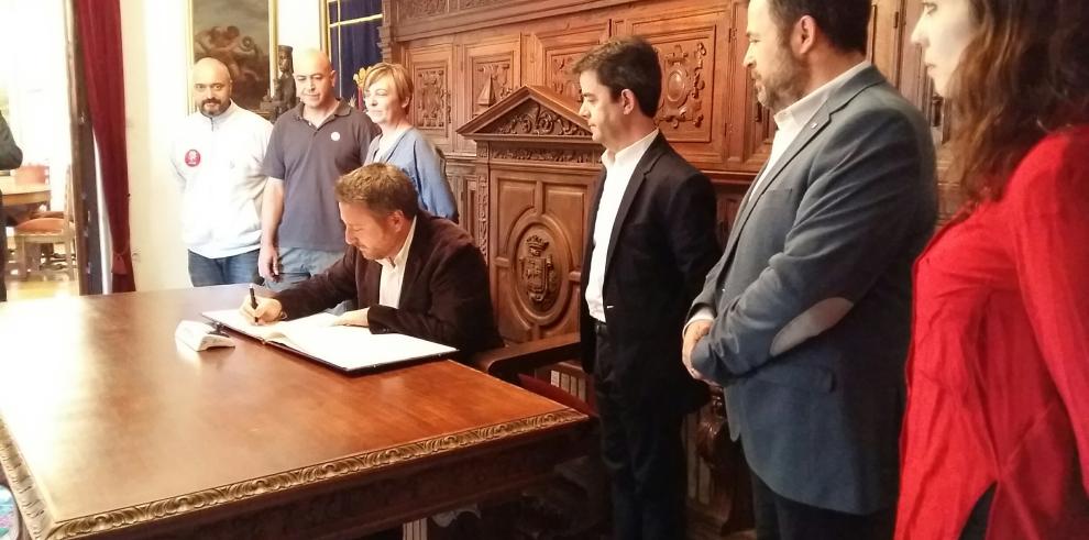 El Gobierno de Aragón y el Ayuntamiento de Huesca colaborarán en materia de vivienda social