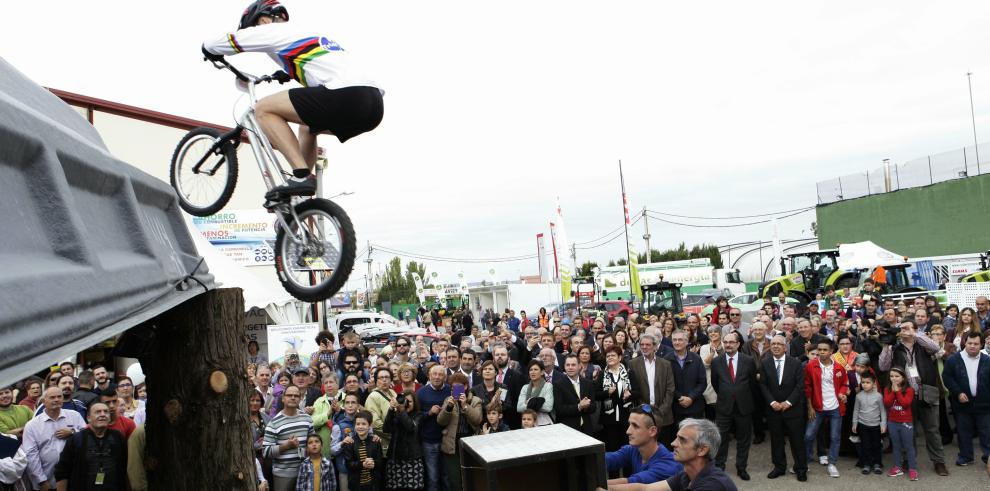 El Presidente de Aragón aplaude el esfuerzo del sector de las ferias para promocionar el comercio y la agroalimentación