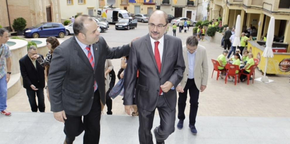 El Presidente de Aragón reclama mayor participación de los alcaldes en el proceso de reordenación de competencias