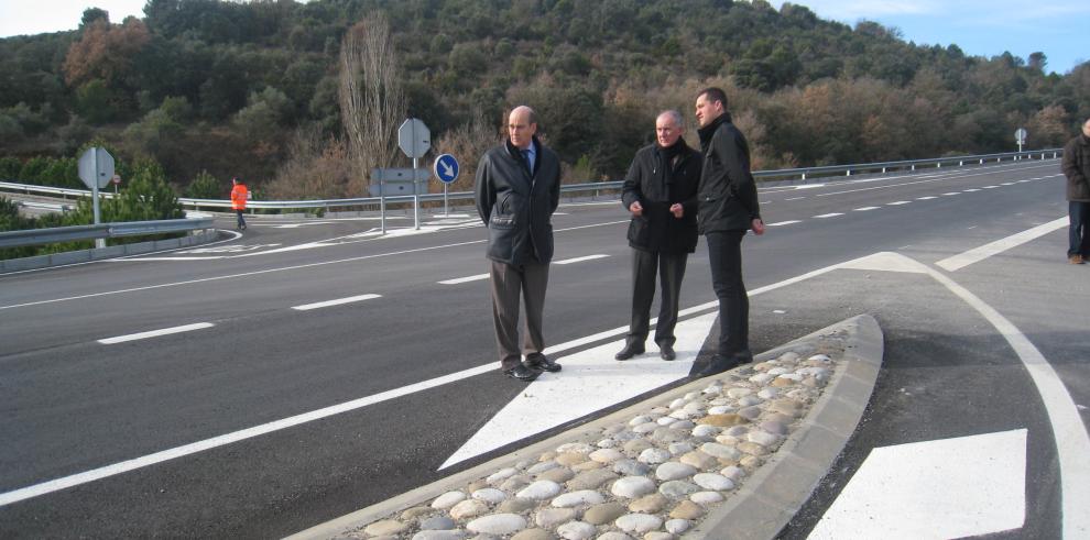 Obras Públicas concluye la construcción de terceros carriles en la A-138 para mejorar la seguridad vial 