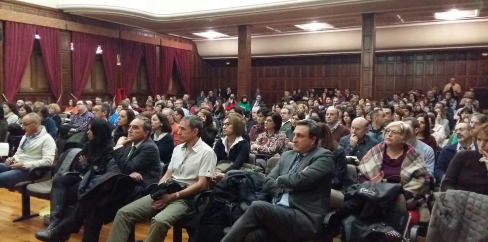 Los profesores aragoneses contarán con un plan de formación para adaptarse a las tecnologías, implantar nuevas metodologías y responder a los cambios educativos del siglo XXI