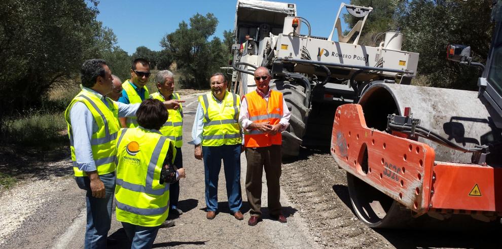 Obras Públicas mejora la A-133 con una técnica de conservación novedosa 