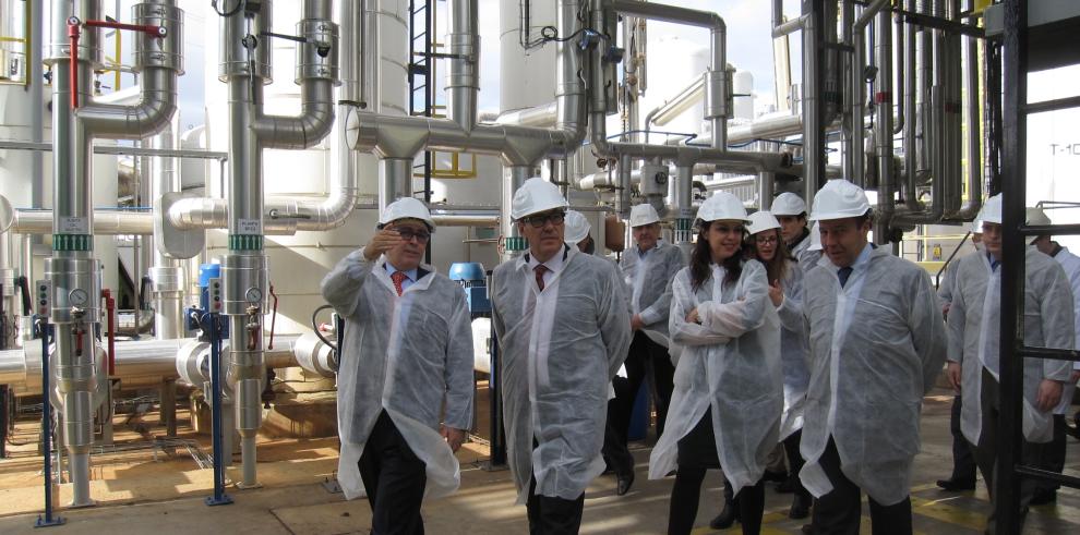 Arturo Aliaga visita la nueva cogeneración industrial de Solutex