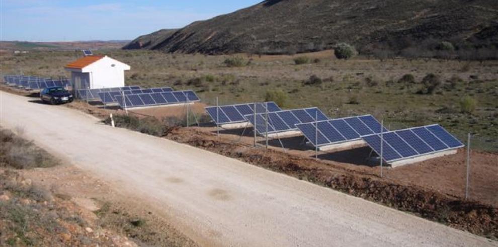 Cubel y Villar de los Navarros: ahorro de energía y agua segura gracias al sol