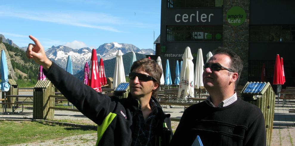 La touroperadora TUI planea su estrategia turística invernal en las estaciones aragonesas 