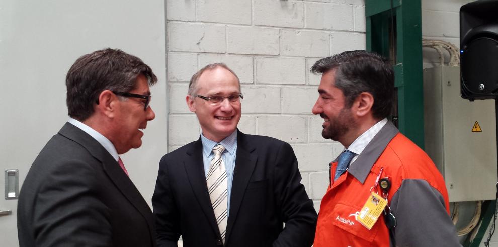 Arturo Aliaga celebra el Día de la Seguridad y la Salud con la plantilla de ArcelorMittal Tailored Blanks Zaragoza
