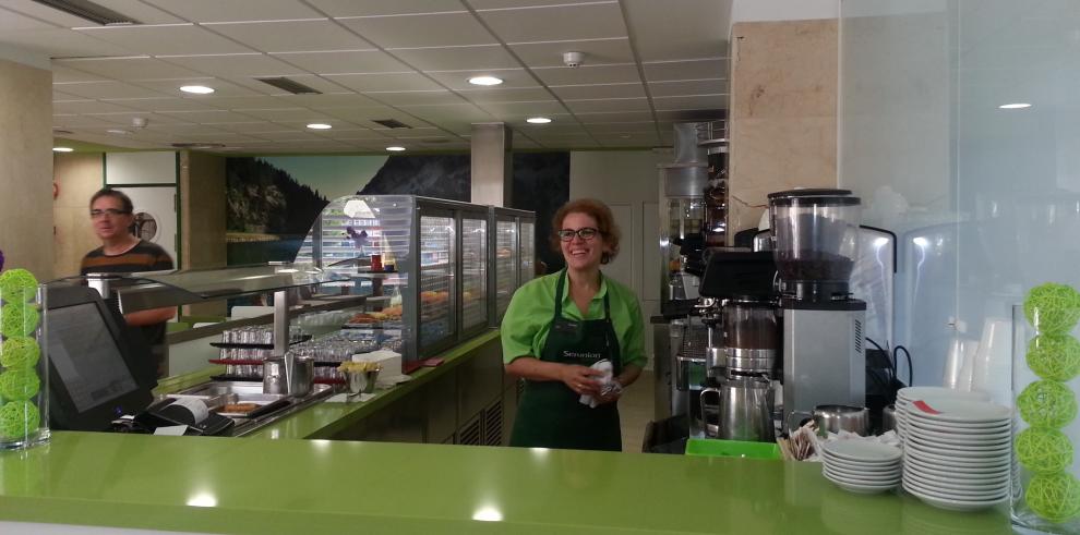 La cafetería del Hospital San Jorge  cambia su imagen