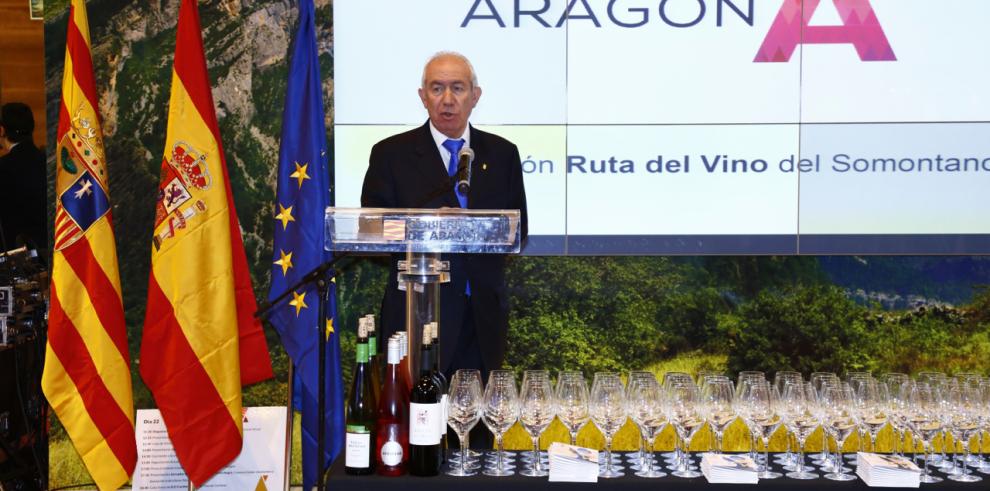 Arranca FITUR 2014 con el deporte de aventura, la gastronomía y las nuevas tecnologías como ejes temáticos 