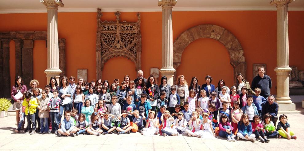 Alumnos de Barbastro y Pina de Ebro, ganadores del I Concurso de Plástica en Lengua Extranjera