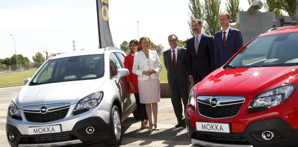 S.M. el Rey Felipe VI asiste a la presentación del Opel Mokka en la planta de Figueruelas