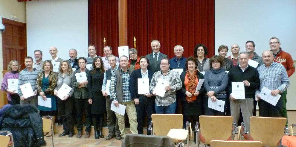 Aragón, primera CCAA que obtiene un certificado de calidad conjunto para sus centros de educación de adultos