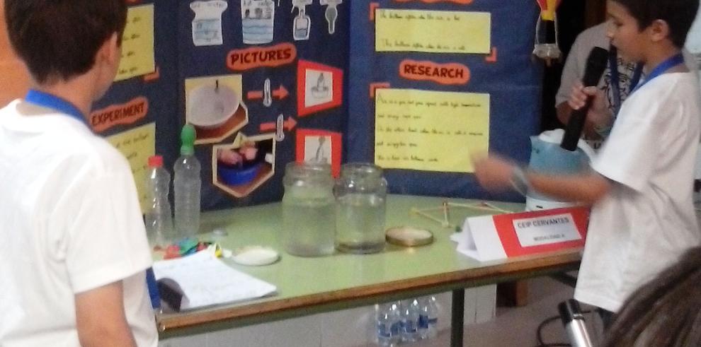 Creatividad científica en inglés en la I Science Fair