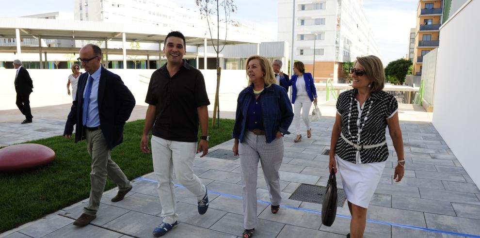 Los alumnos del colegio Valdespartera II estrenan nuevo edificio de Primaria