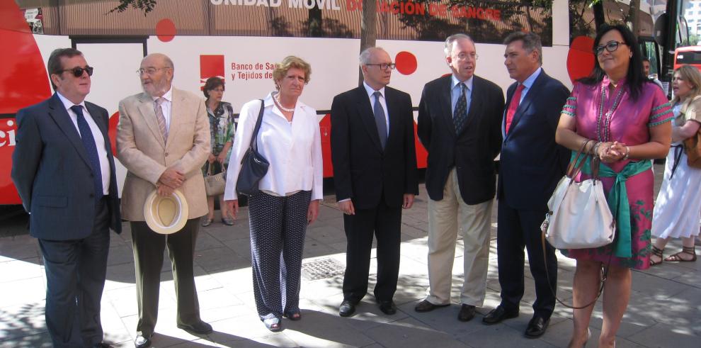 El nuevo autobús de donaciones del Banco de Sangre y Tejidos de Aragón sale a la calle