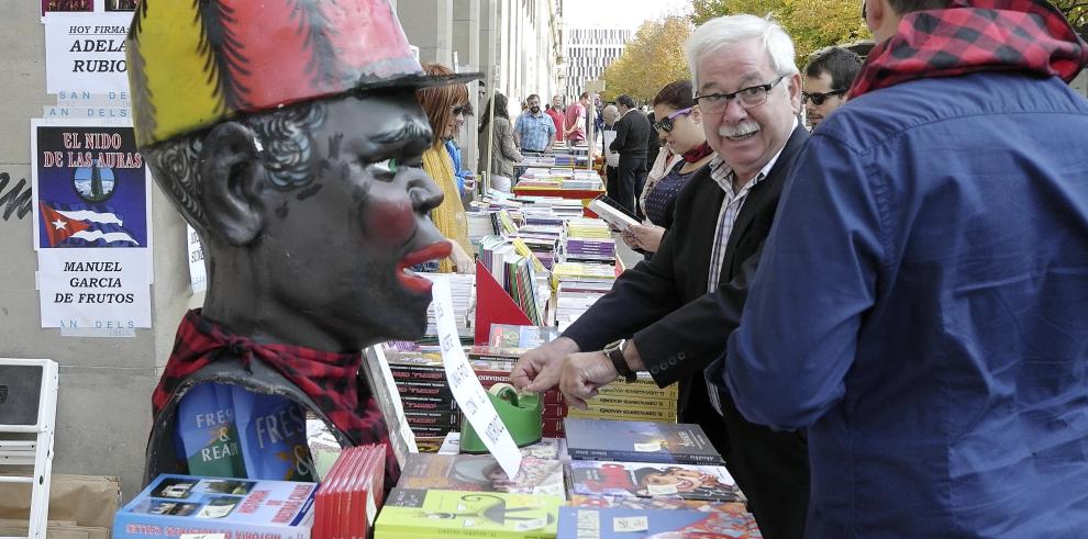 Los editores aragoneses sacan sus publicaciones a la calle