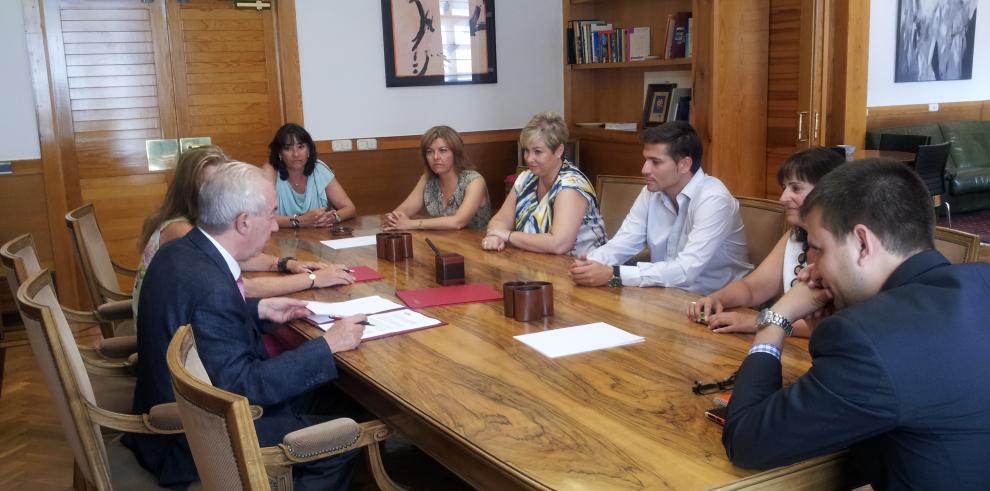 El Gobierno de Aragón y la Asociación Generando Futuro firman un acuerdo de colaboración de apoyo a los emprendedores