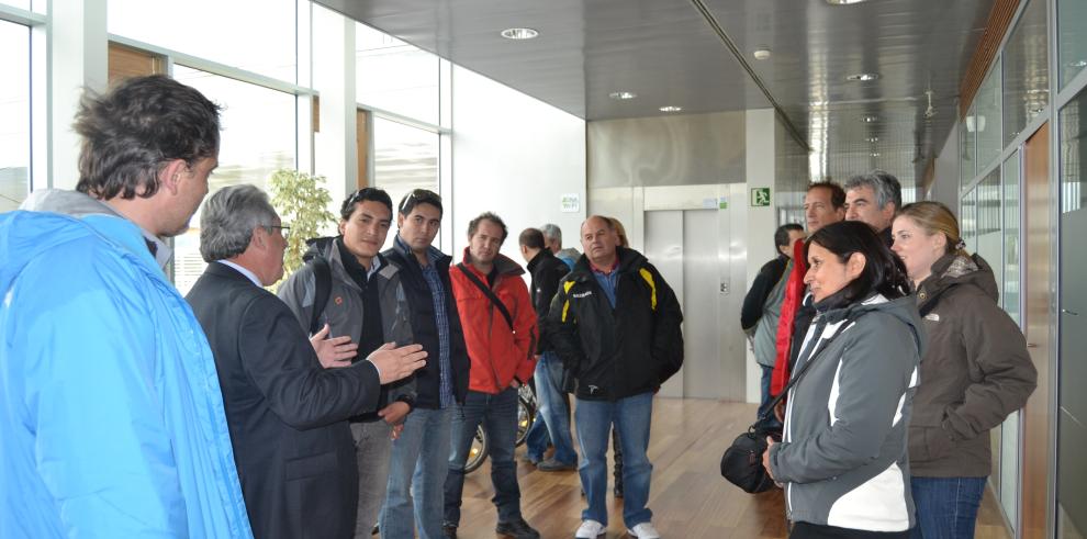 Representantes de estaciones de esquí sudamericanas visitan Walqa y los centros invernales aragoneses para conocer tecnología y modelos de negocio 